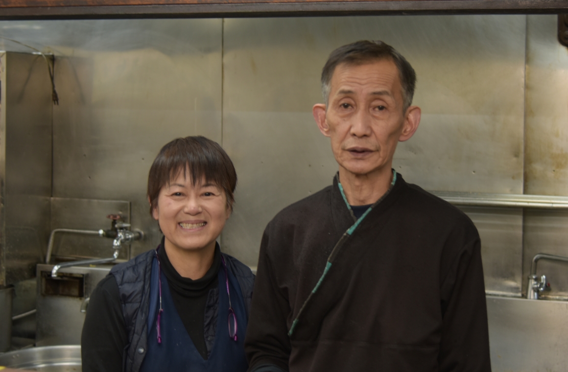 お父さんと芳子さんの息ぴったり心も胃袋も暖まる「町中華」