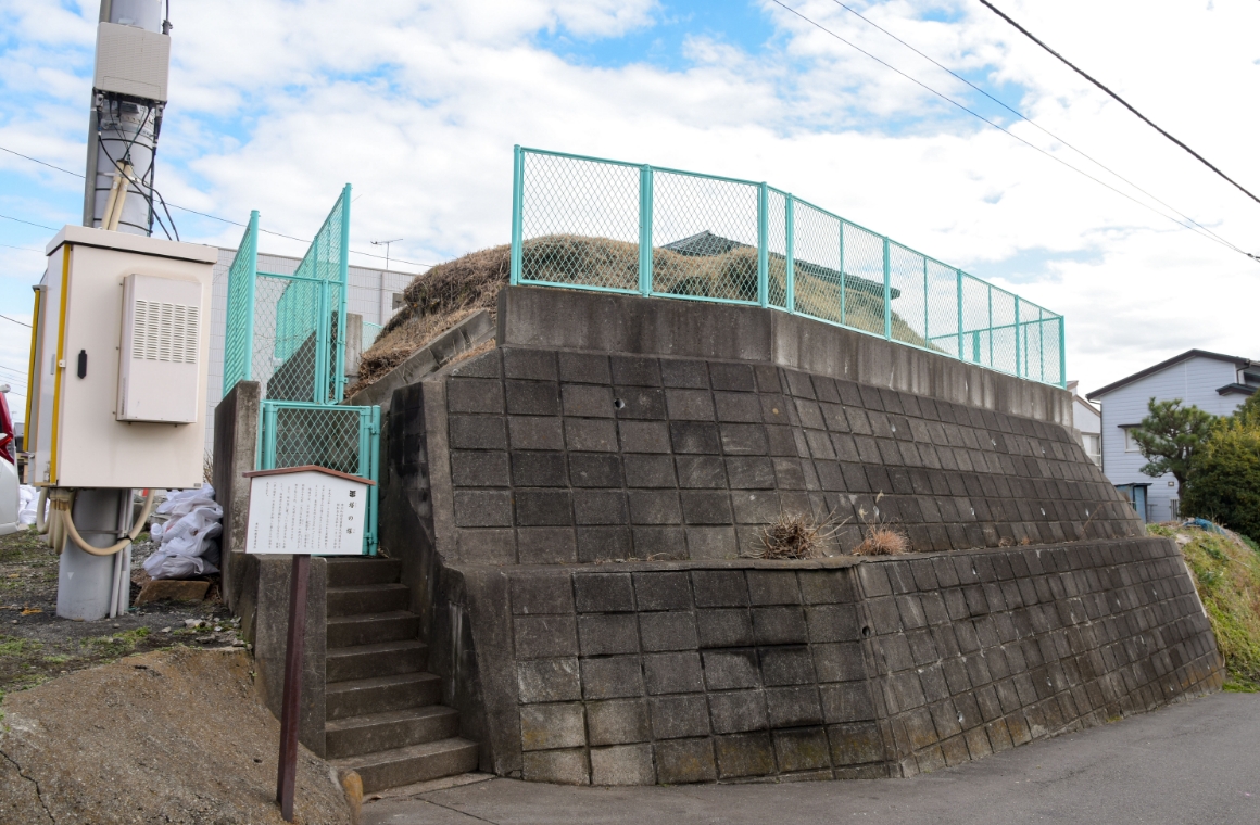 この一角だけが高台になっています